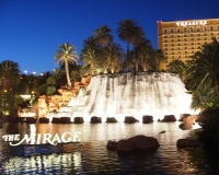 las vegas mirage at night